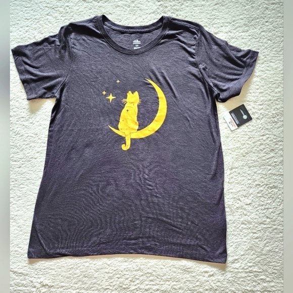 NEW women's Halloween black t-shirt with gold cat on the moon print size S - Picture 1 of 2